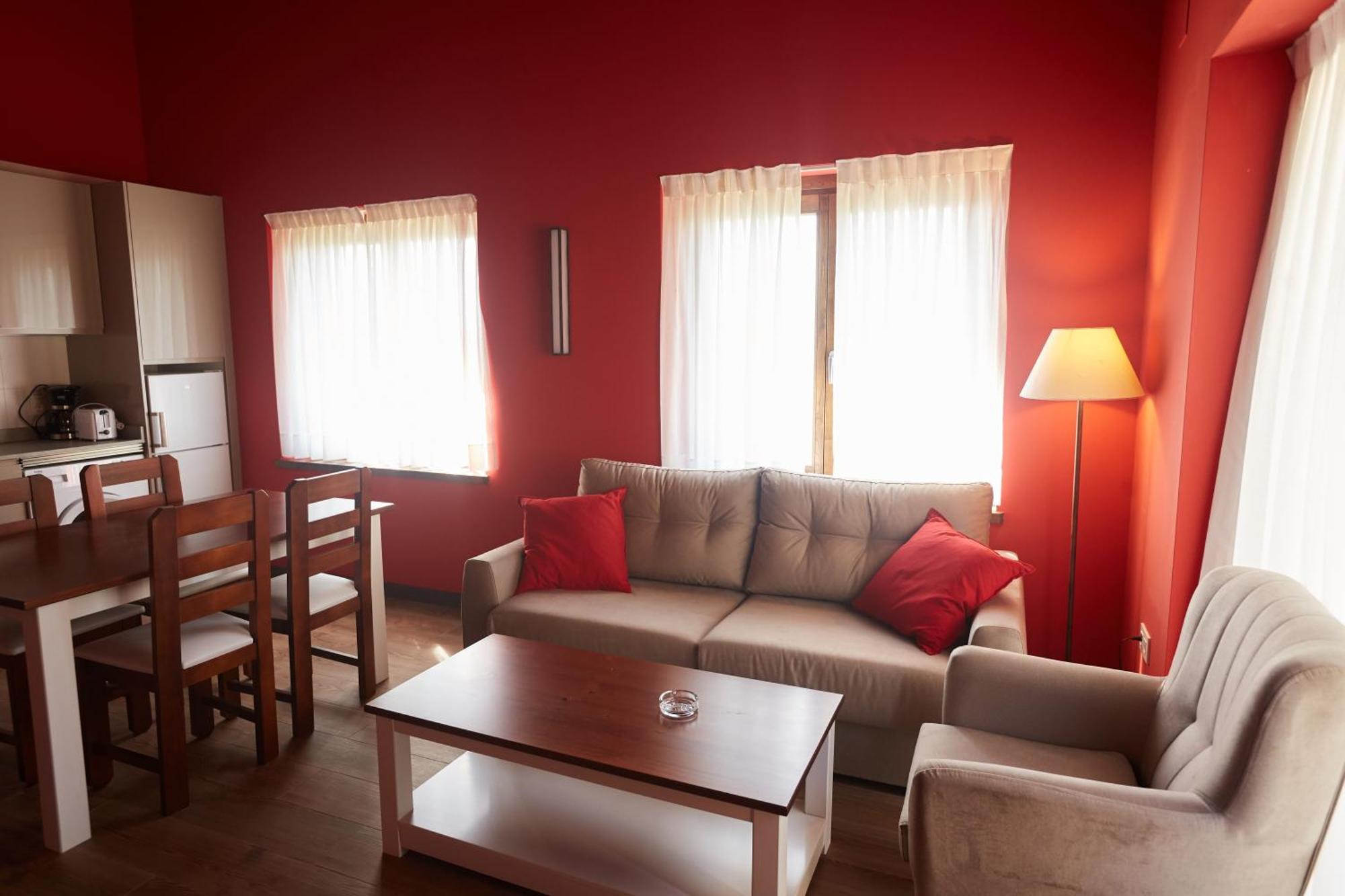 Apartamentos Rurales Casa La Piedra Collía Esterno foto