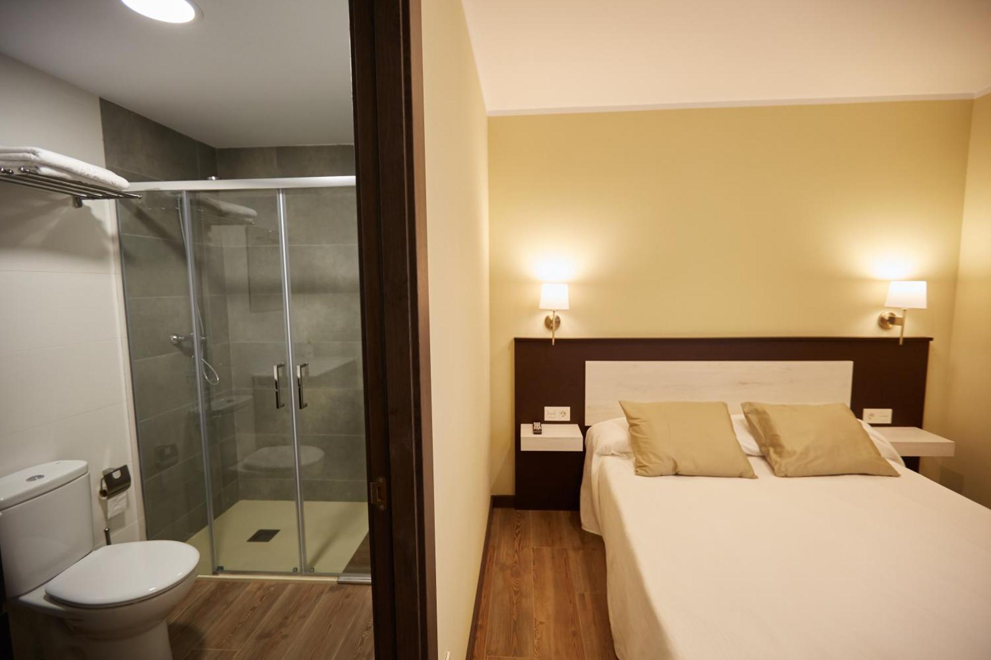 Apartamentos Rurales Casa La Piedra Collía Esterno foto